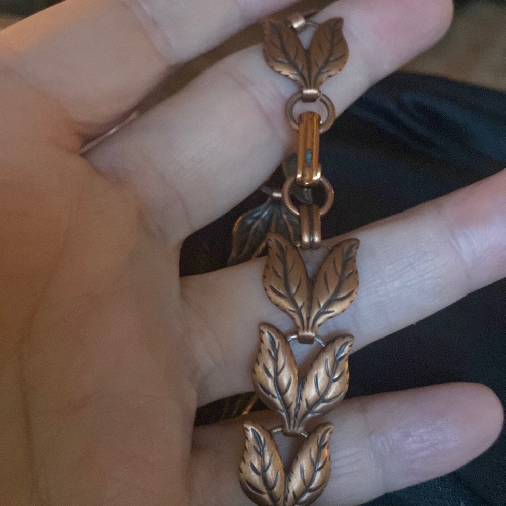 Vintage solid Cooper bracelet.      MS